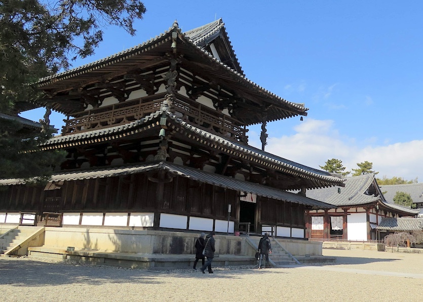 Horyuji Temple, the world's oldest wooden structure, is made of hinoki. 