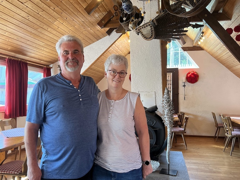 Hubert and Ulrike Müller offer traditional dishes like Flammkuchen and Maultaschen at their Weingut Herztal wine tavern in Oberkirch. 