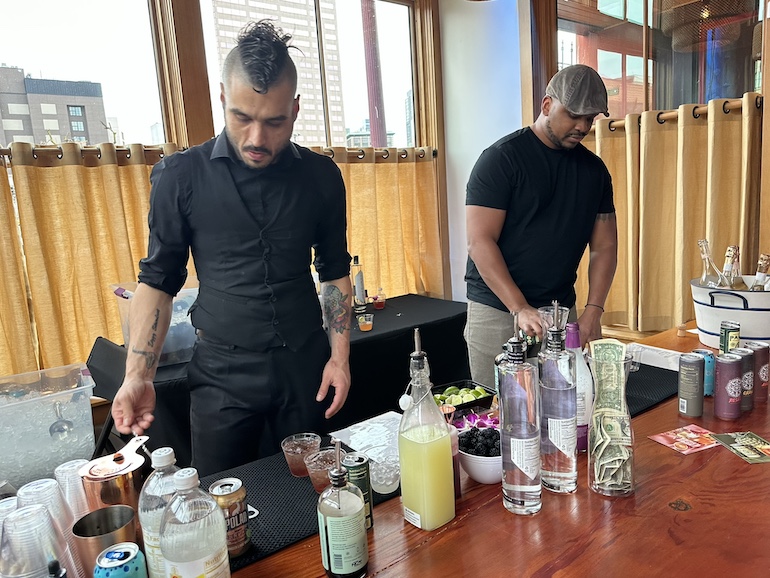 Two Sans Bar mixologists show how to make award-winning mocktails.