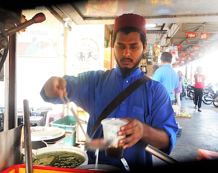 Chendol vendor in George Town